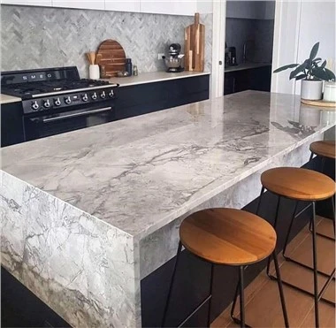 Fantasy White Quartzite -tasot